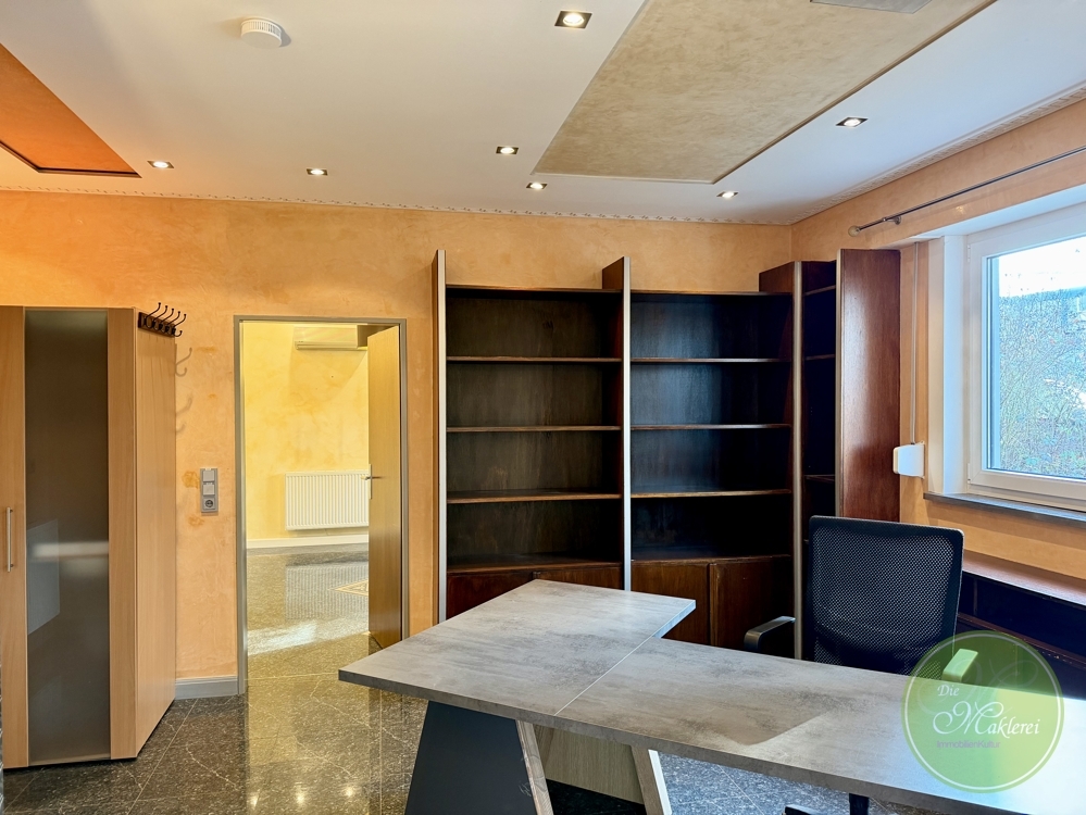 ** NICE ** Perfekt ** Büro ** Ausstellung ** 8 Stellplätze ** Küche ** mit Ausstattung **