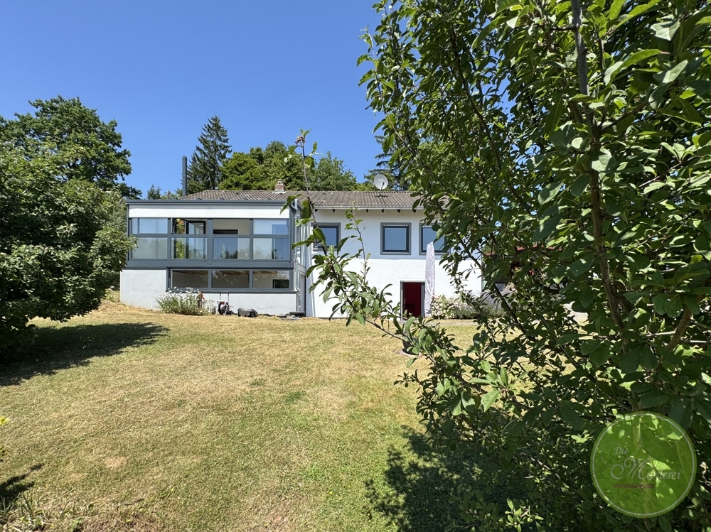 ** Endlich ZUHAUSE! Freistehendes Haus * Fernblick * ca. 1.500 qm Grund * Wintergarten * Carport **