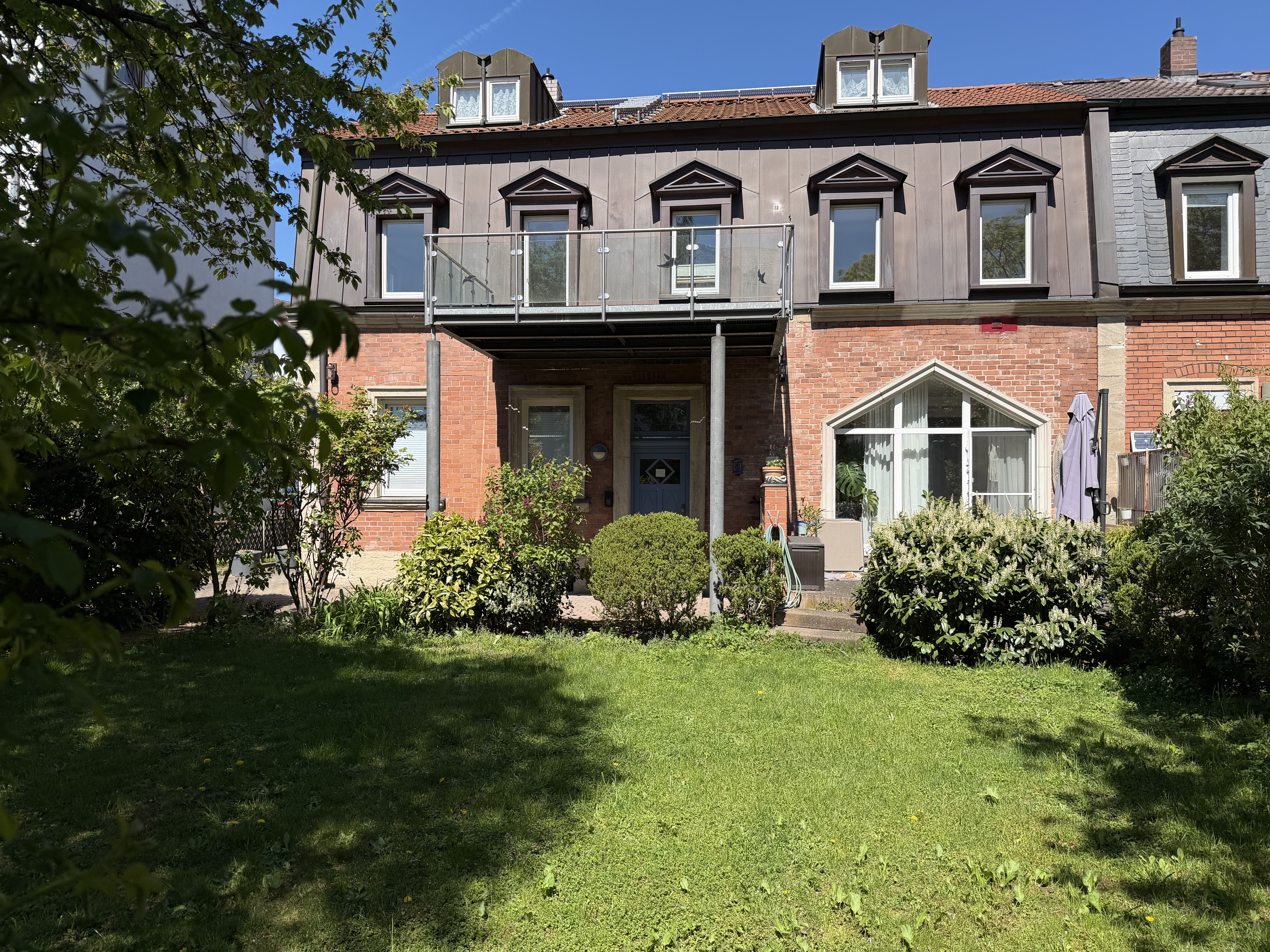 *** Modern Hideaway in Gründerzeit Ensemble *** Anno 1896 ** 3 Zi. ** Terrasse ** EBK * Mögeldorf **